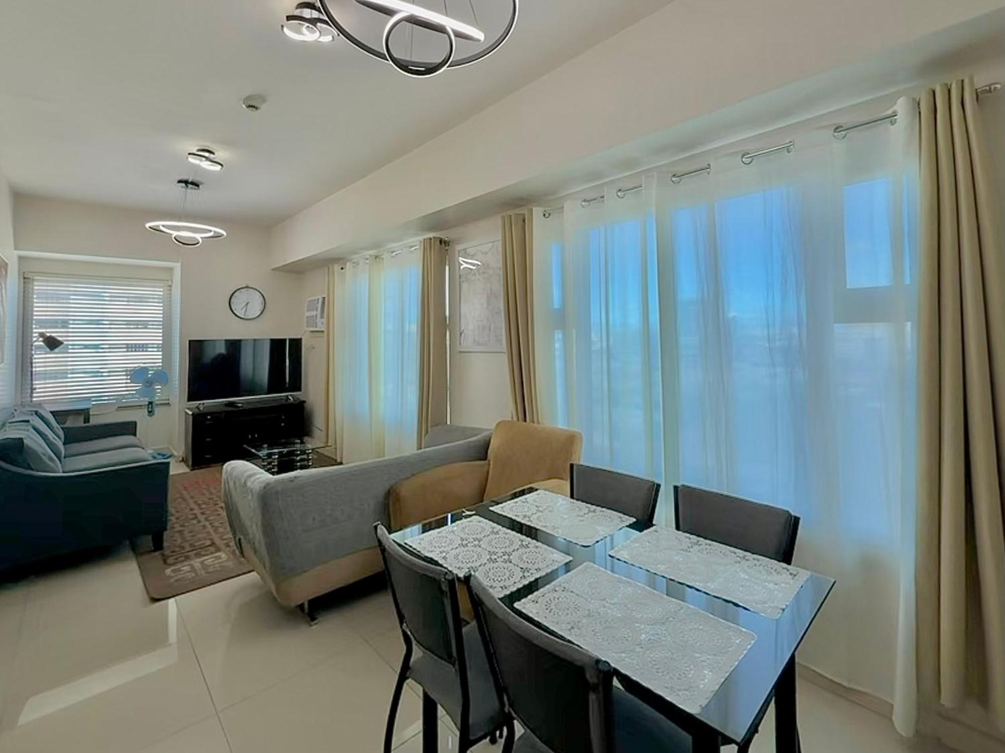 מנילה 8 Adriatico Staycation מראה חיצוני תמונה
